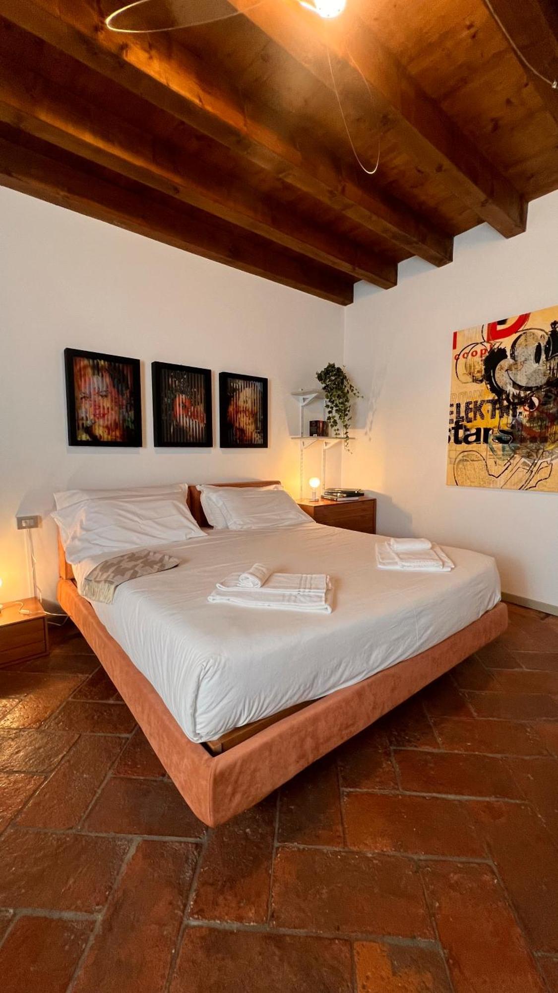 Casa Viola *