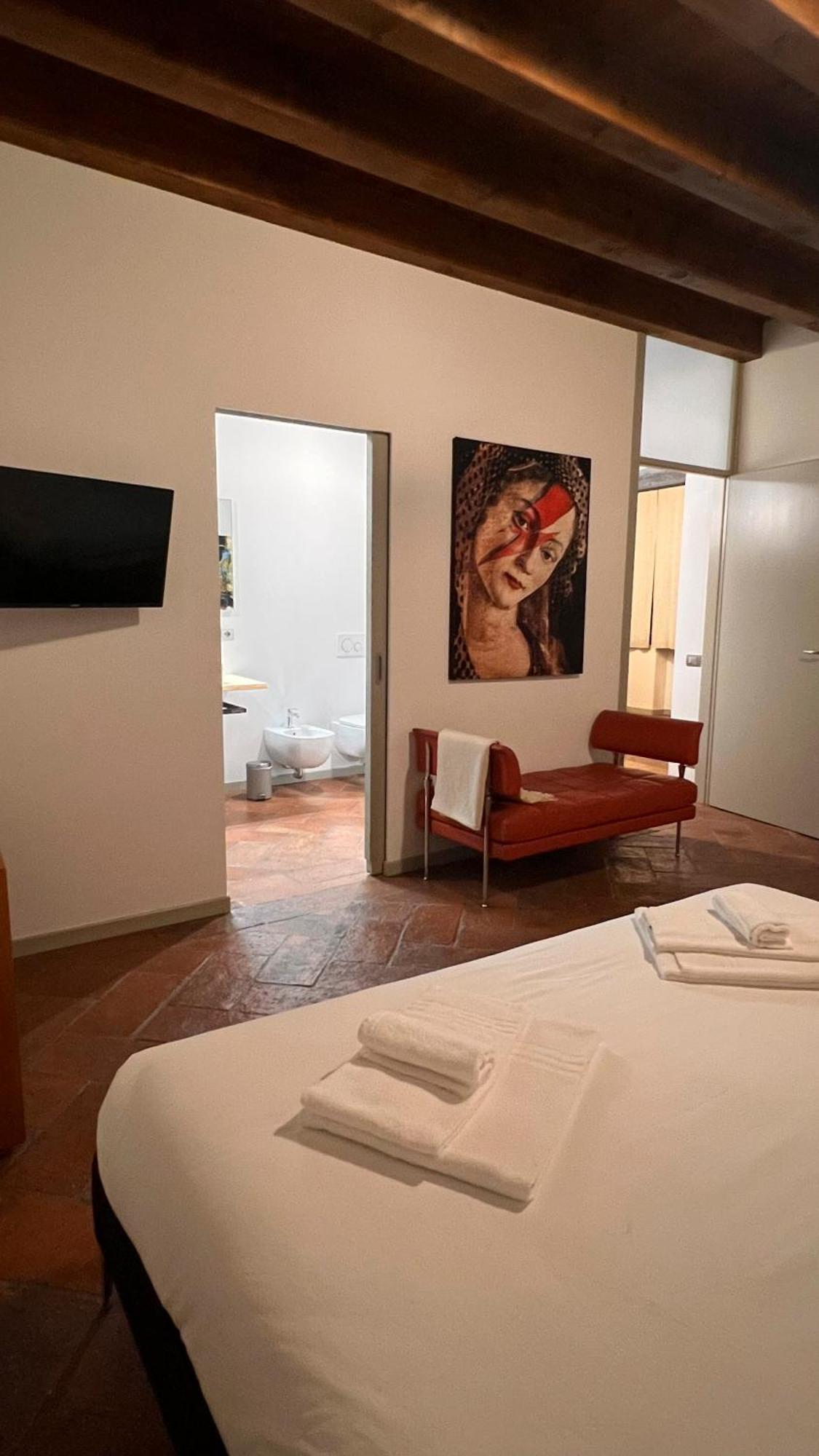 Casa Viola *